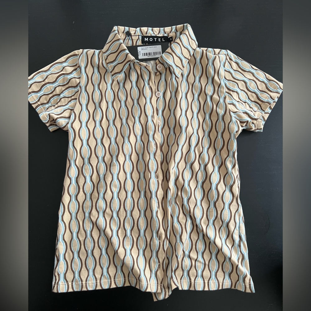 MOTEL ROCKS BUTTON UP RETRO TSHIRT